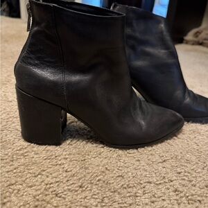 Steve Madden Black Heeled Boots